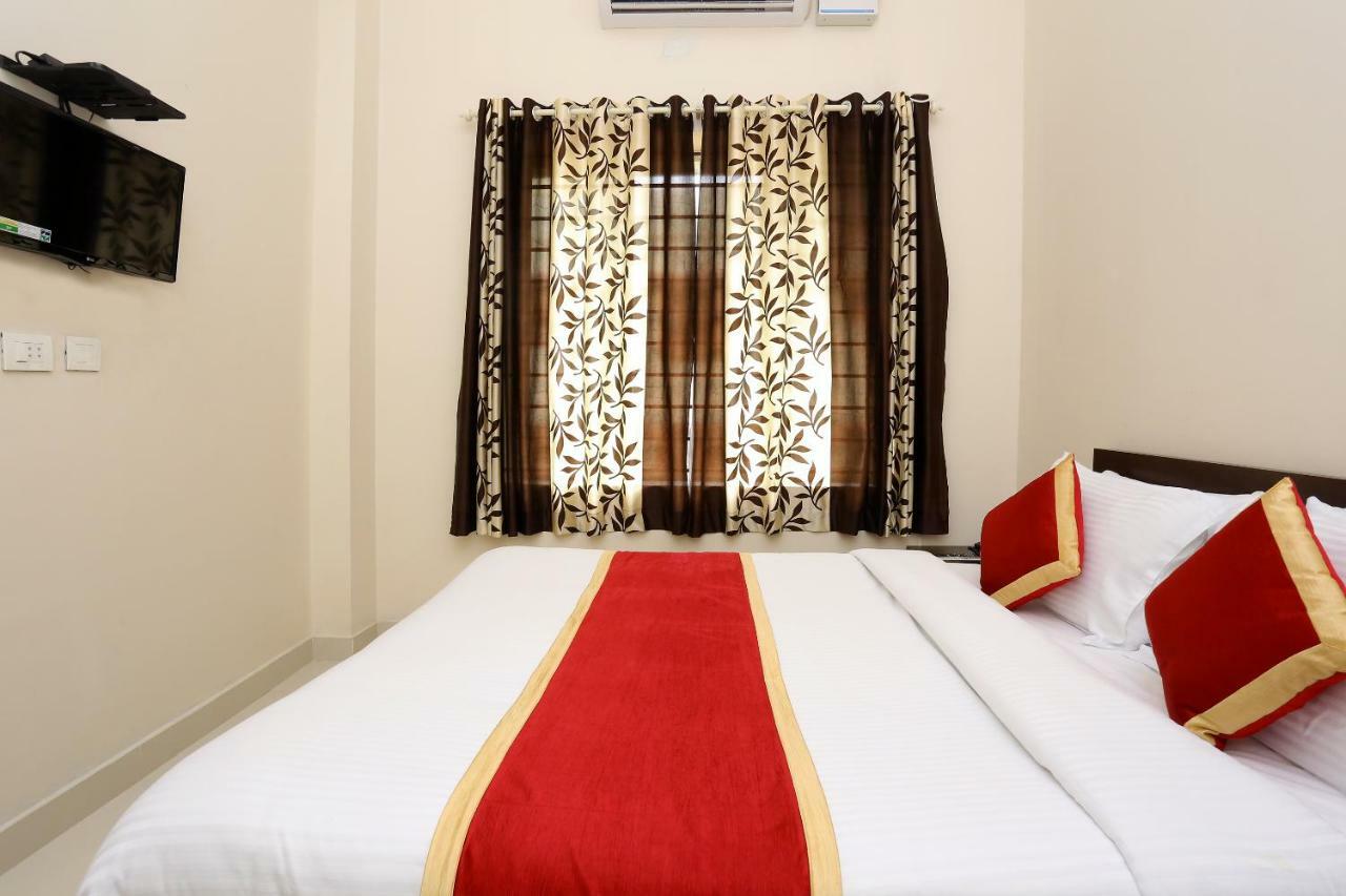 Oyo 9118 Saravana Inn 特里凡得琅 外观 照片